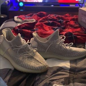 Yeezy Boost 350 V2 Static